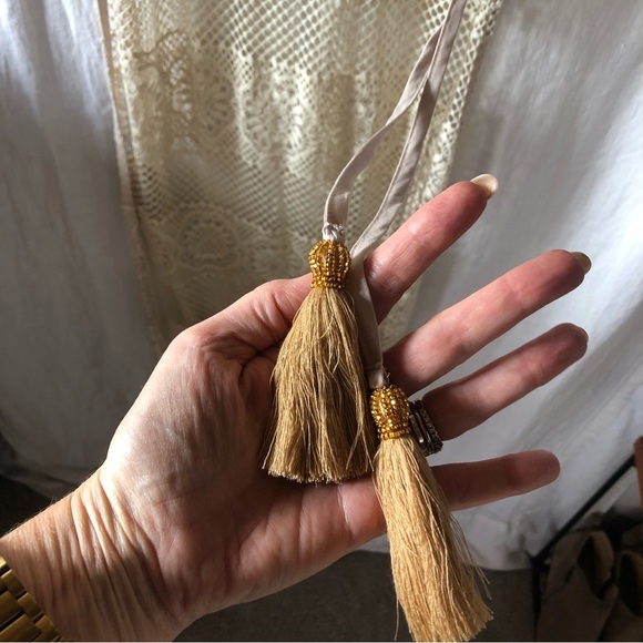 PILYQ mesh cream crochet cover up. Adjustable sides and tassels size S/M - Picture 7 of 9